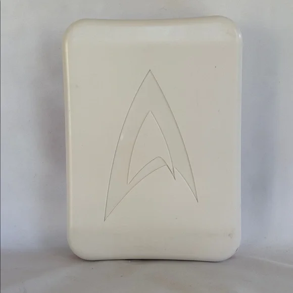 LIKE NEW! STAR TREK THE ANIMATED ADVENTURES OF GENE RODDENBERRY’S STAR TREK 2006